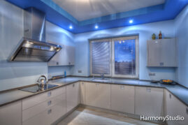 Nowoczesna kuchnia z blatem z konglomeratu