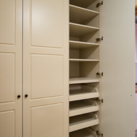 Szafa na wymiar w przedpokoju