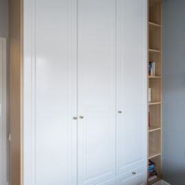 Szafa na wymiar z szufladami