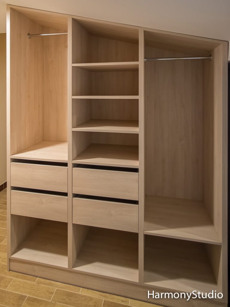 zabudowa skosów i garderoba na wymiar